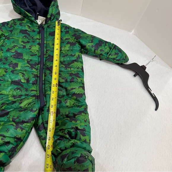 Baby Snowsuit - Picture 10 of 11